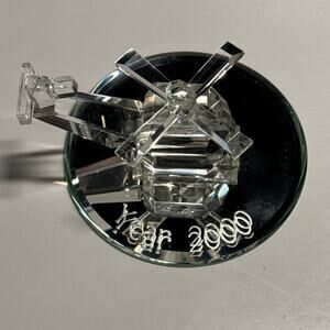 Vintage Crystal Helicopter Figurine – “Year 2000” Engraved Mirrored Base